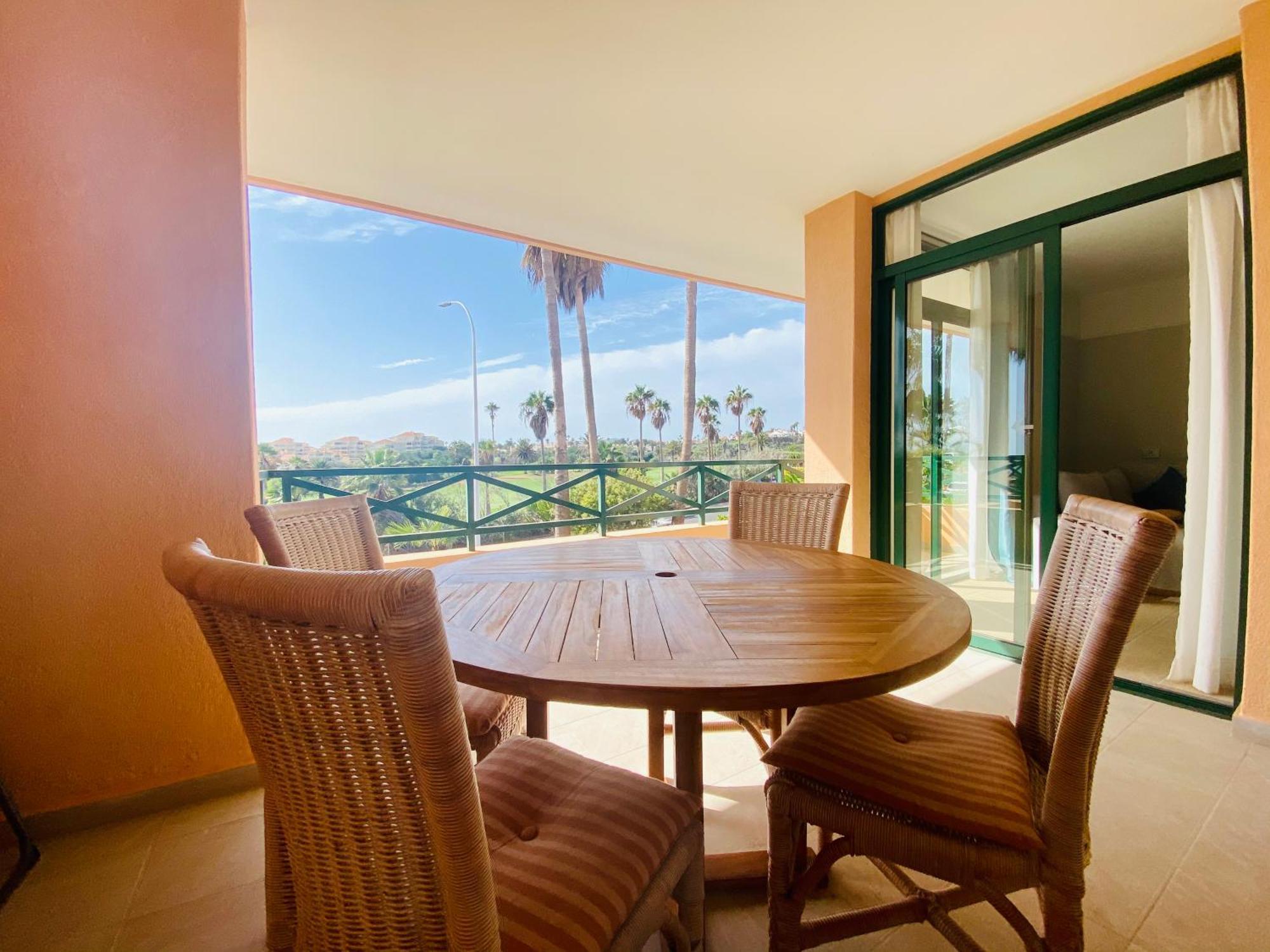 La Paz. Lovely Apartment Overlooking The Golf And Sea San Miguel de Abona Rom bilde